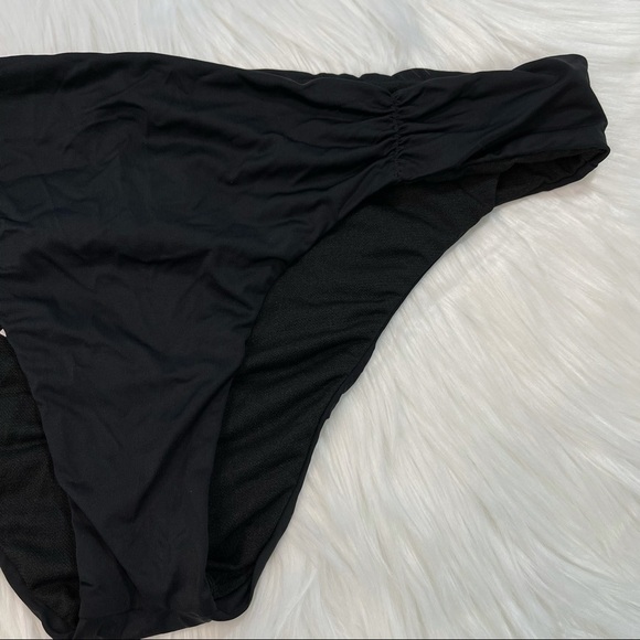 NWOT Bar III Hipster Cheeky Fit Bottom - Picture 4 of 8